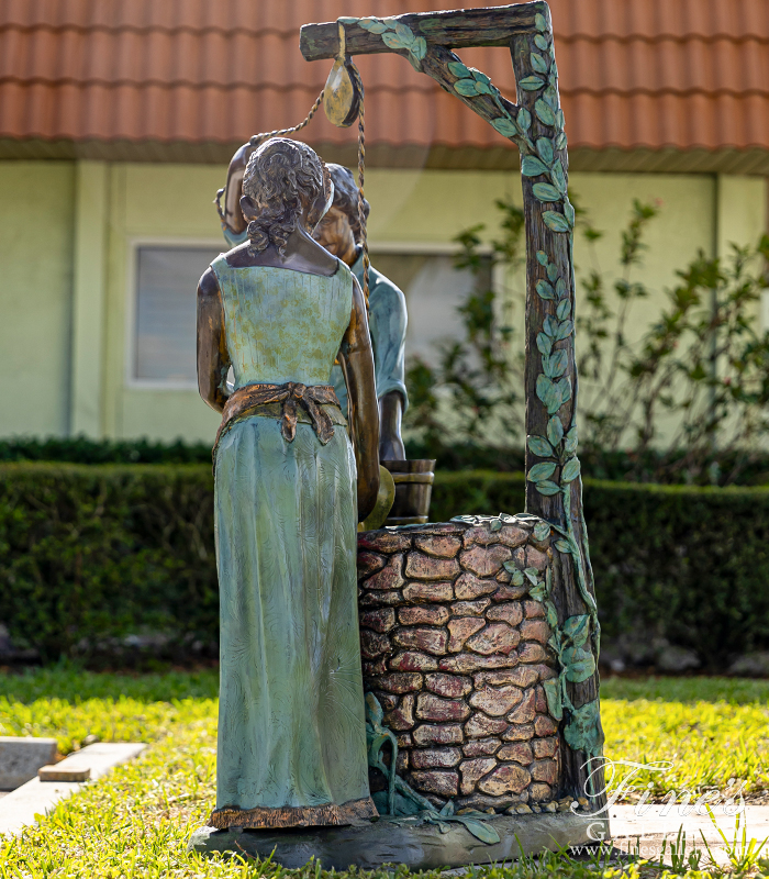 Bronze Fountains  - Young Couple At The Well In Bronze - BF-807