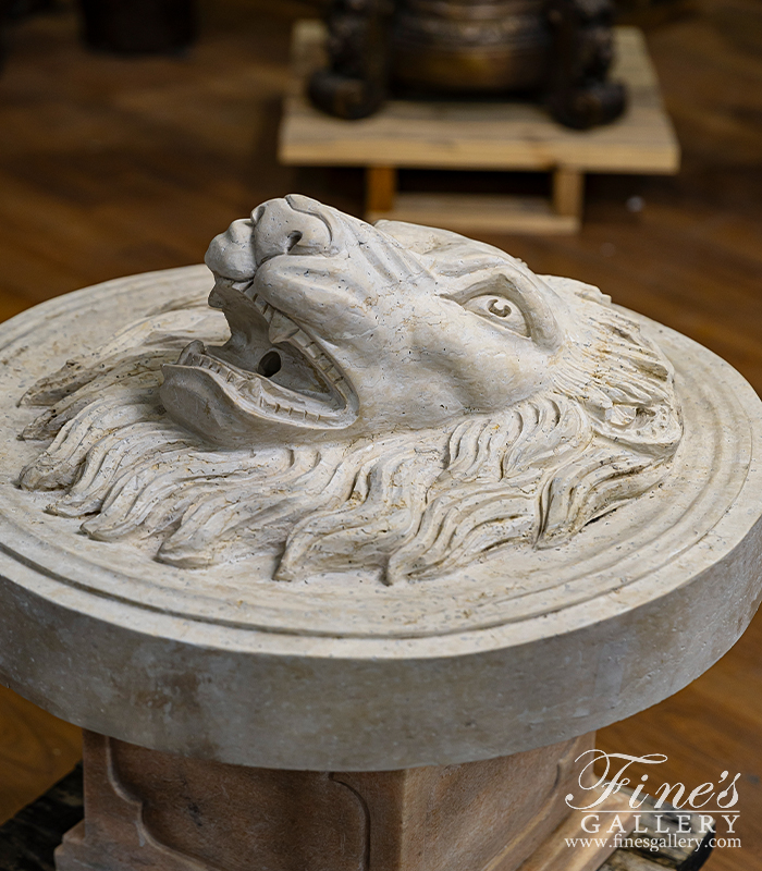 Marble Fountains  - Lion Head Medallion In Classic Light Travertine - MF-1901
